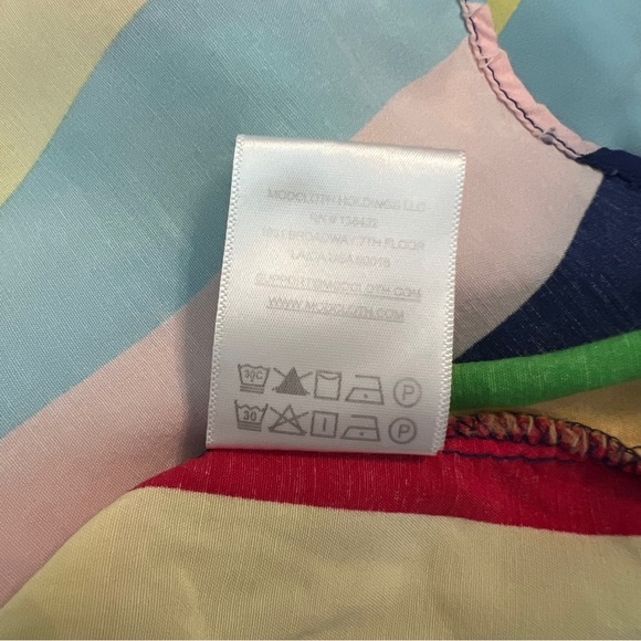 ModCloth Rainbow Striped Sleeveless V-Neck Tank Top 2X‎ Colorful Fun - Picture 6 of 6